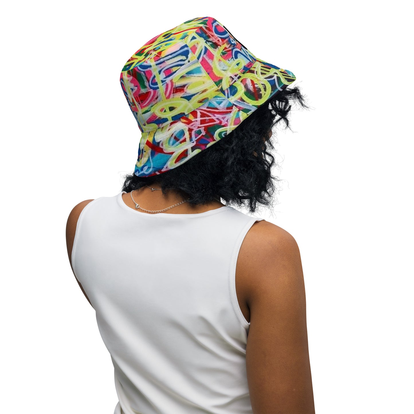 Reversible bucket hat