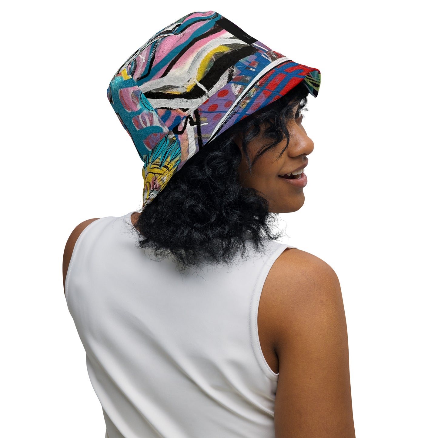 Reversible bucket hat