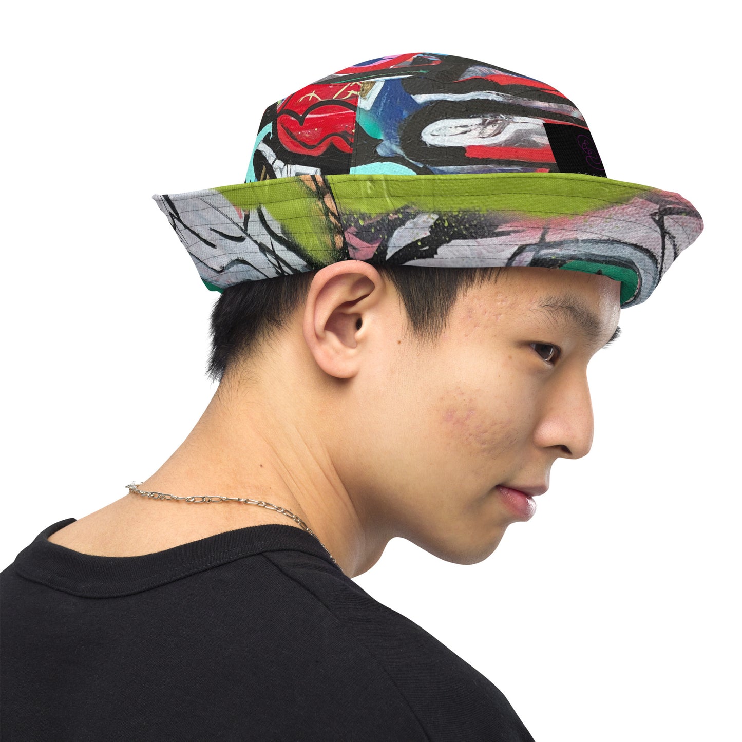 Reversible bucket hat